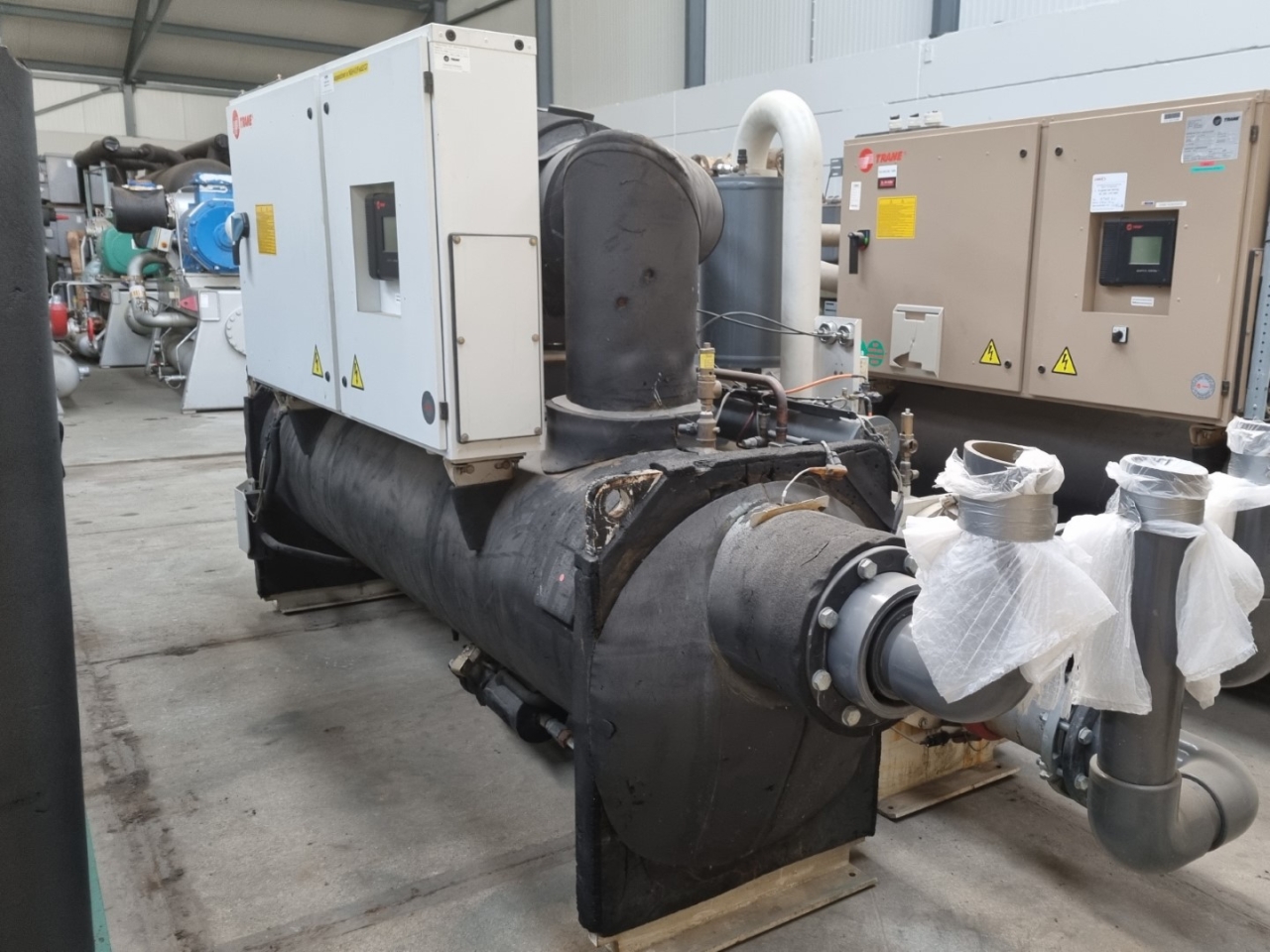 Used Trane RTHD C1 water cooled chiller HOS BV