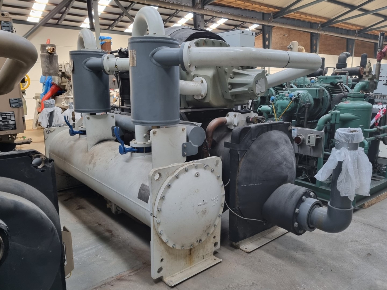Used Trane RTHD C1 water cooled chiller HOS BV